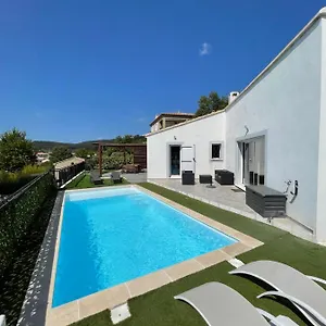 Avec Piscine Cuers