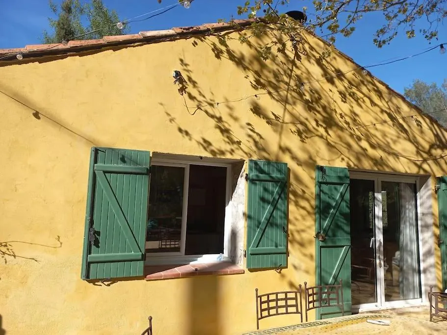 Maison Sur Terrain Nature 2200M2 Cuers Holiday home